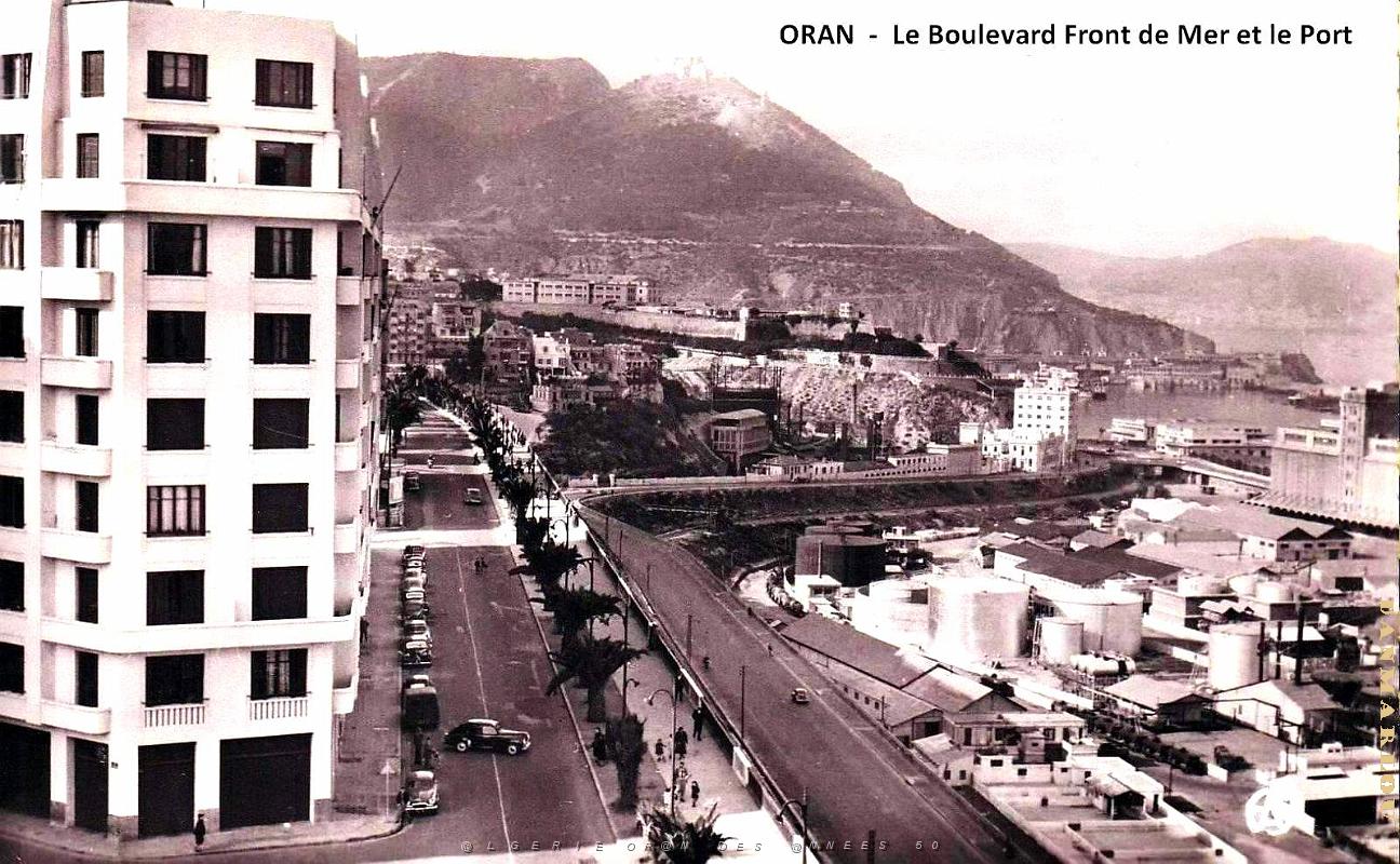 Oran - Boulevard Front de Mer et Port.jpg